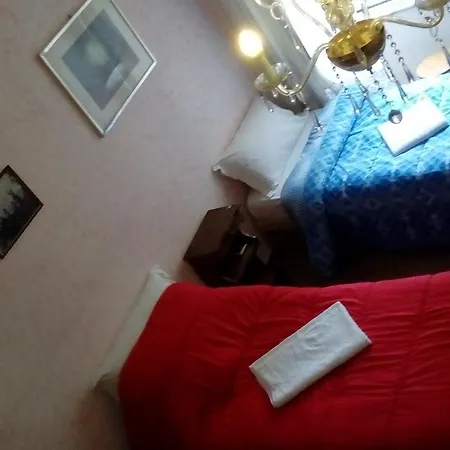 Хостел Palestro 247 *